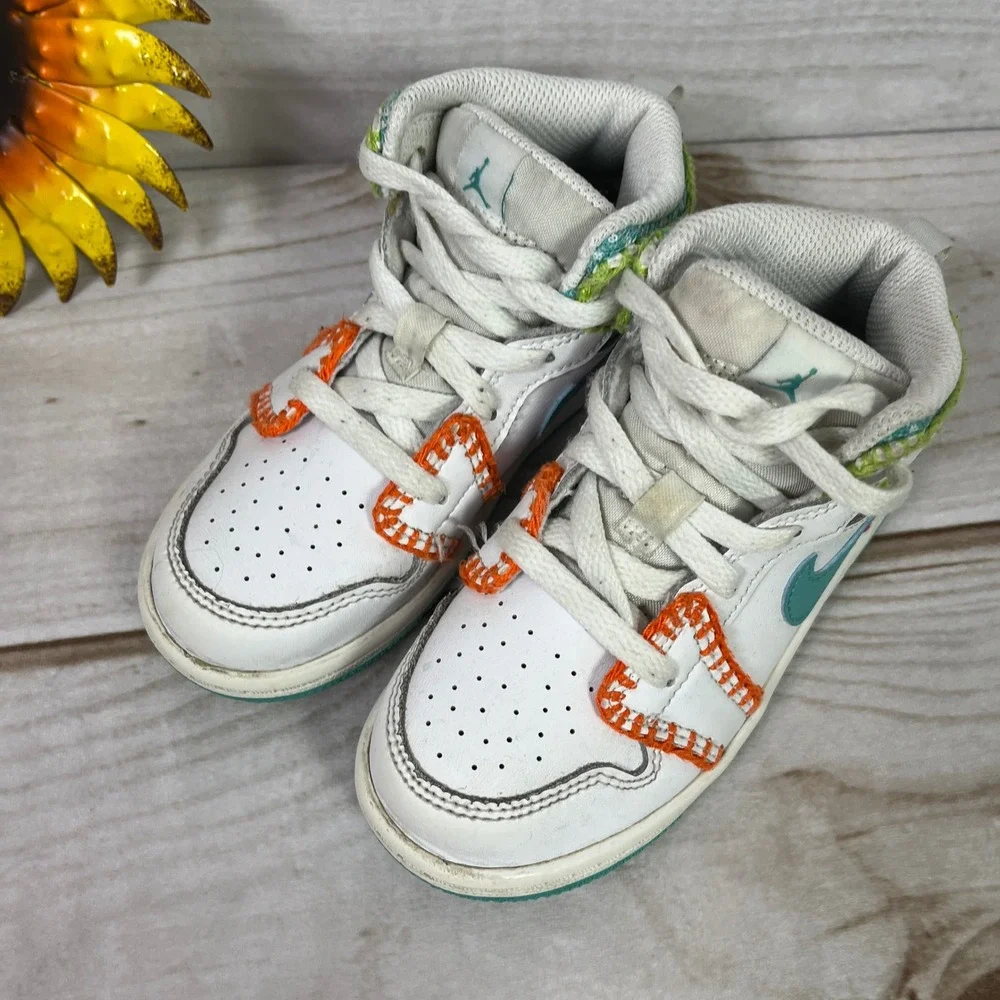 Nike‎ Girls Jordan 1 Mid SE White Teal Orange Stitch Toddler Shoes 9C